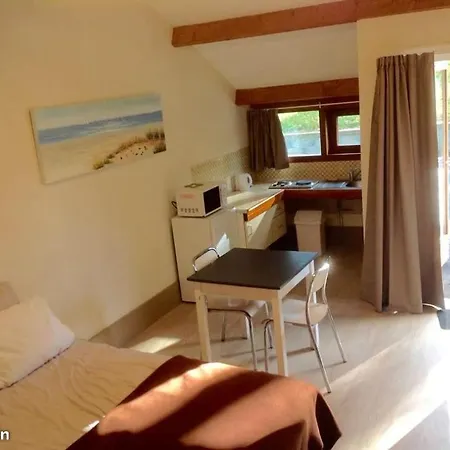 Domaine De Kerivin Hotel *